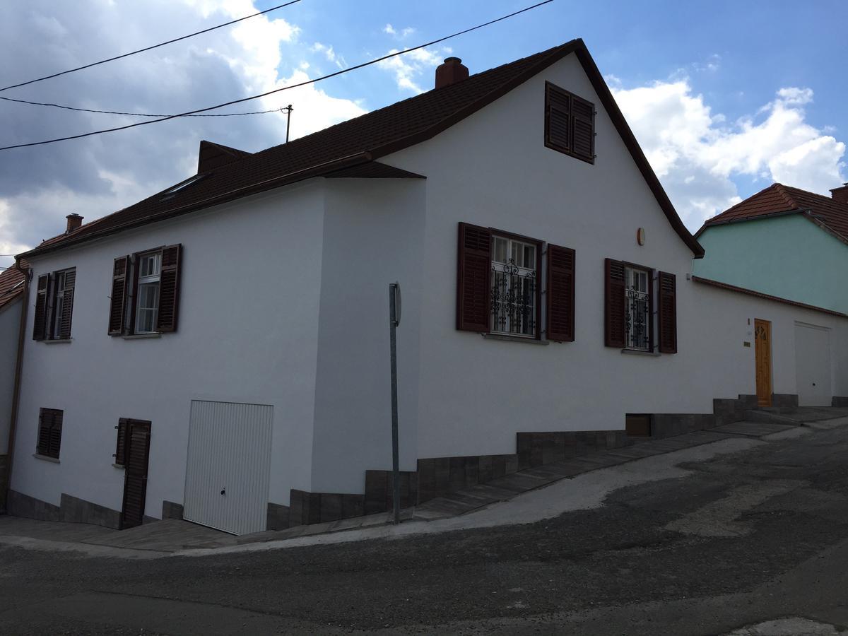 Fehérház Alkalmi Szálló Pécs Extérieur photo